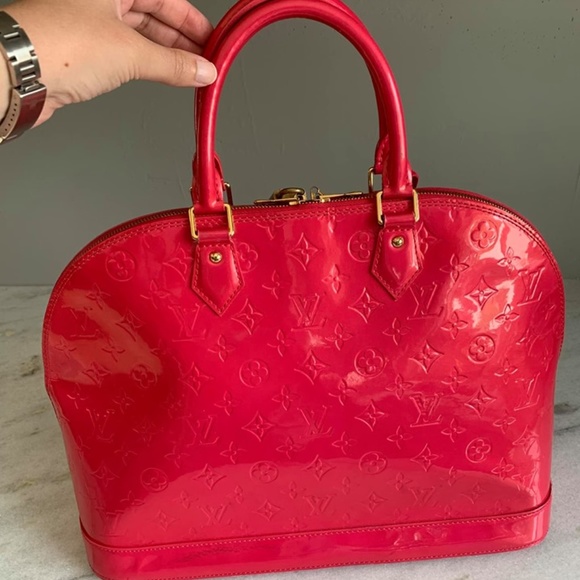 Louis Vuitton Handbags - Alma PM in Pink Vernis